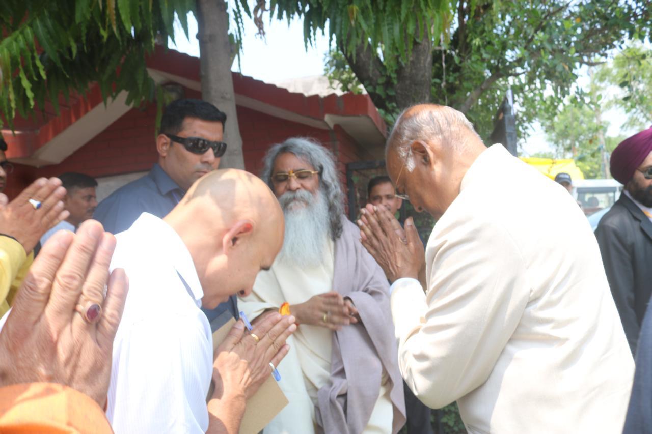 Blessings offered at a national occasion
